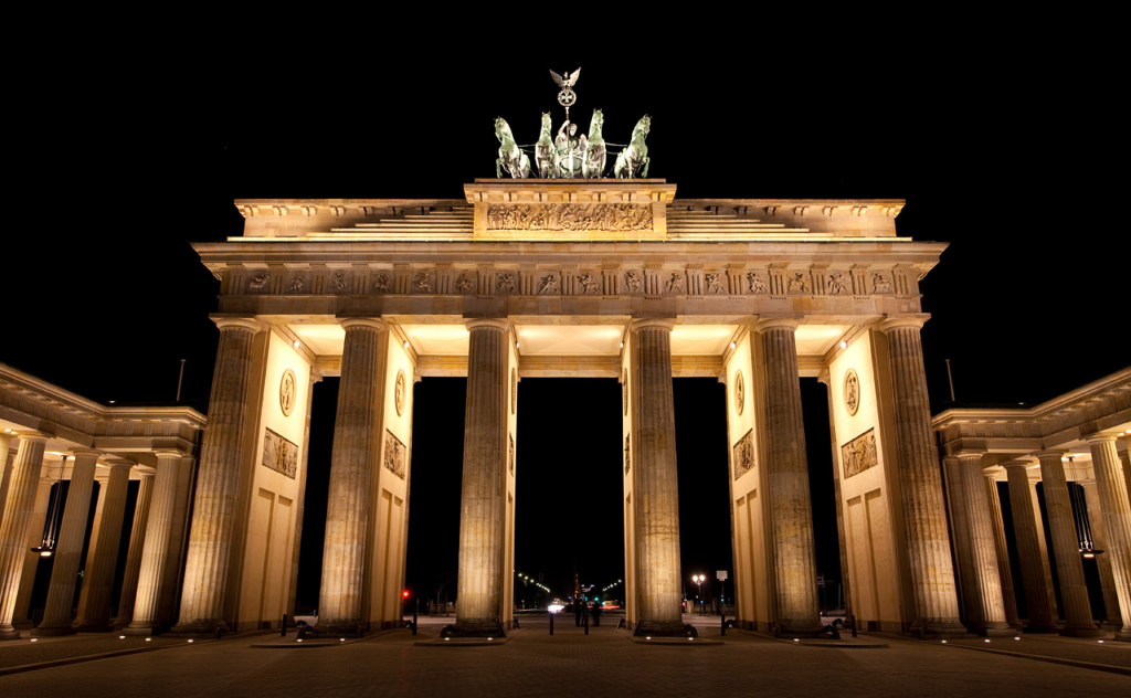 First we take… eh… a place in the US…. then we take Berlin!!